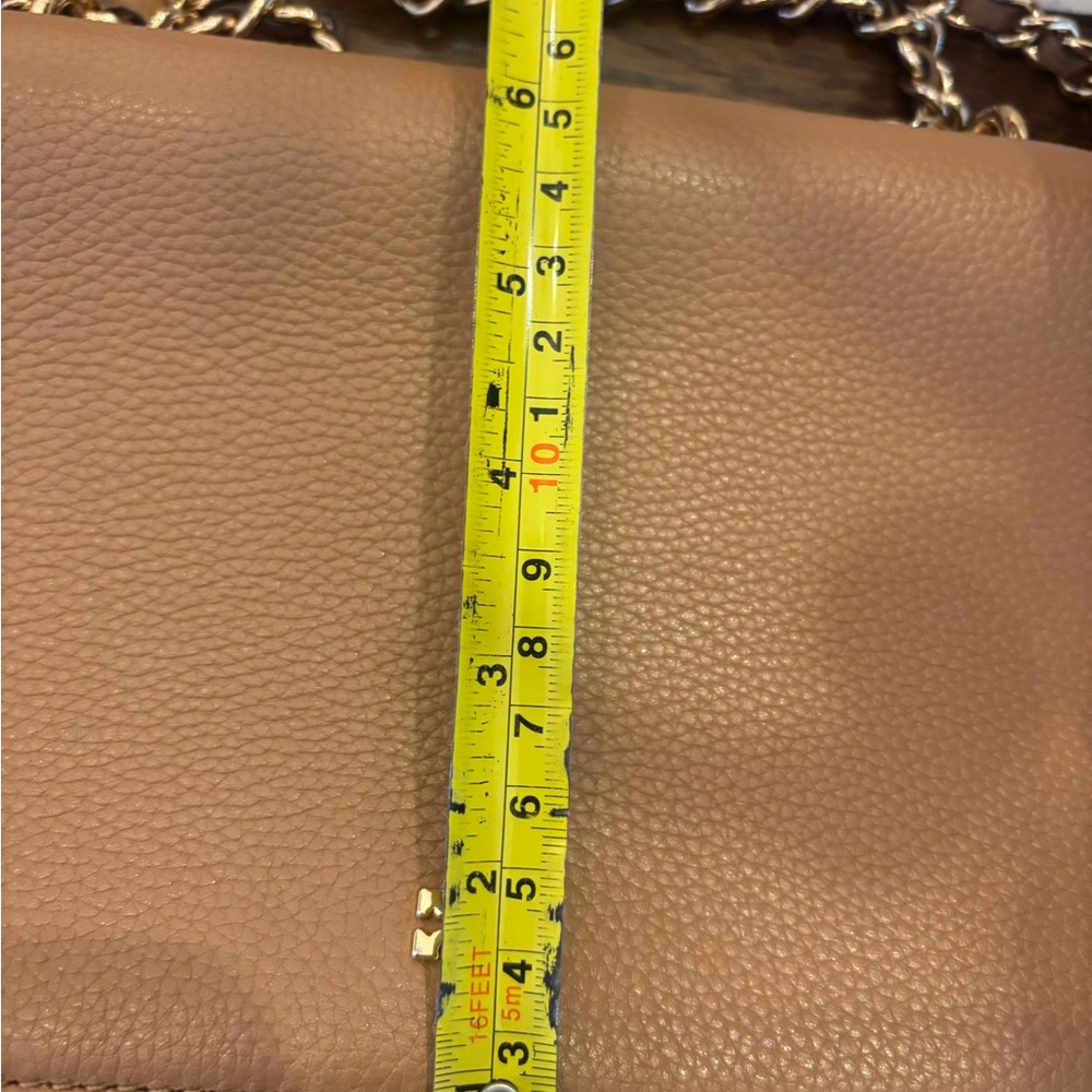 Tory Burch Brown Leather Shoulder Bag with Gold Chain - Picture 8 of 8